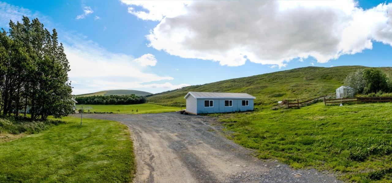 Vallakot Farm Guesthouse Laugar  Exterior photo